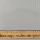 Twill de polyester rayé gris perle