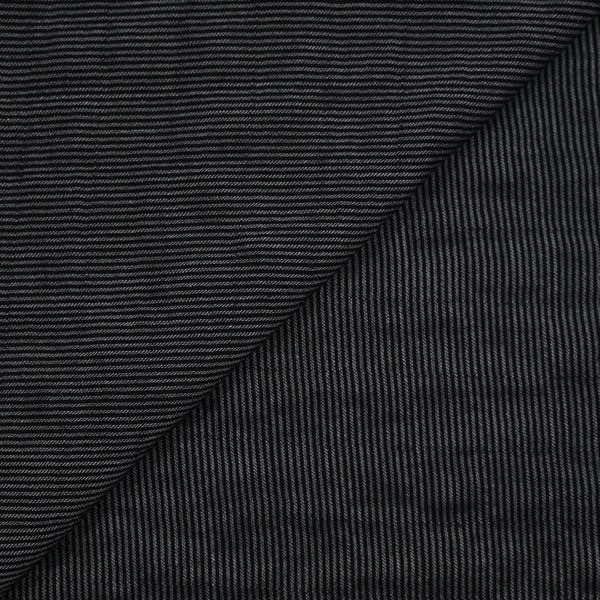 Viscose tissée teinte fines rayures noir et blanc