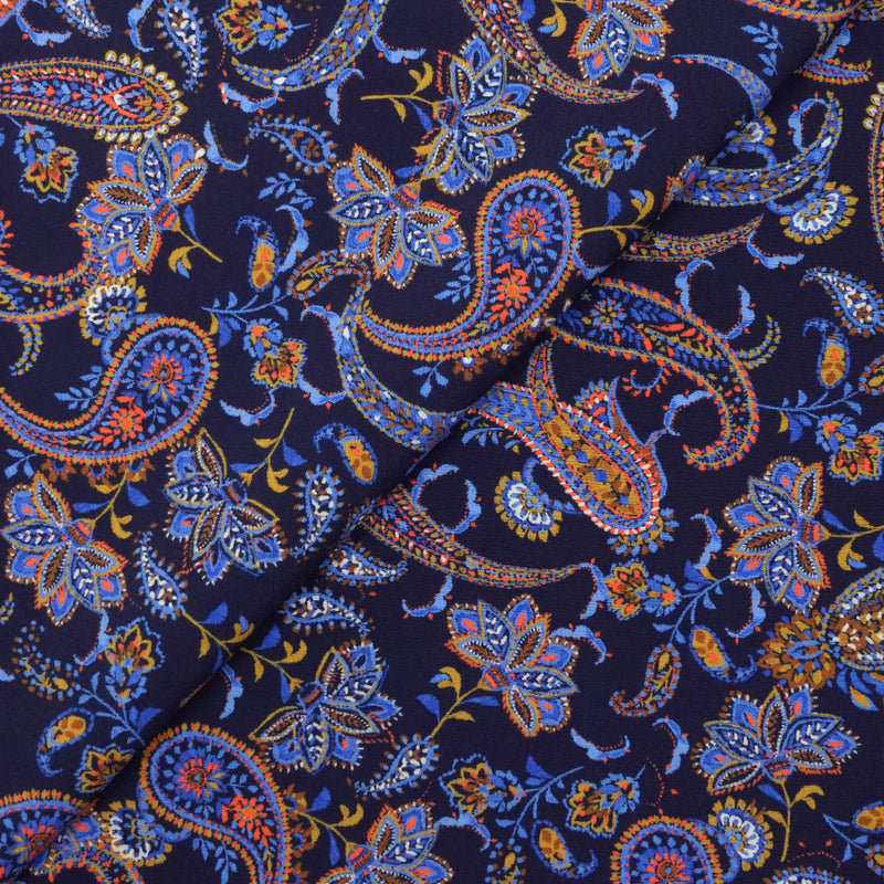 Crêpe viscose imprimé cachemire bleu et ocre sur fond marine