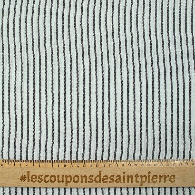 Polyester cheese fine stripes black background