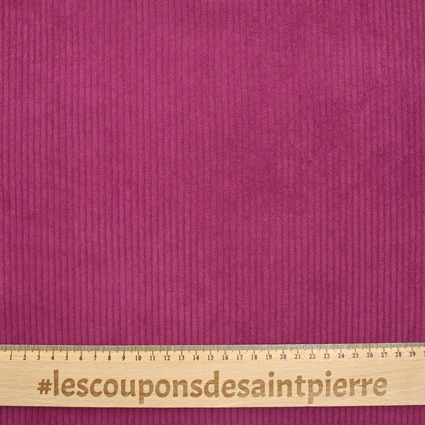 Magenta ribbed polyester velvet