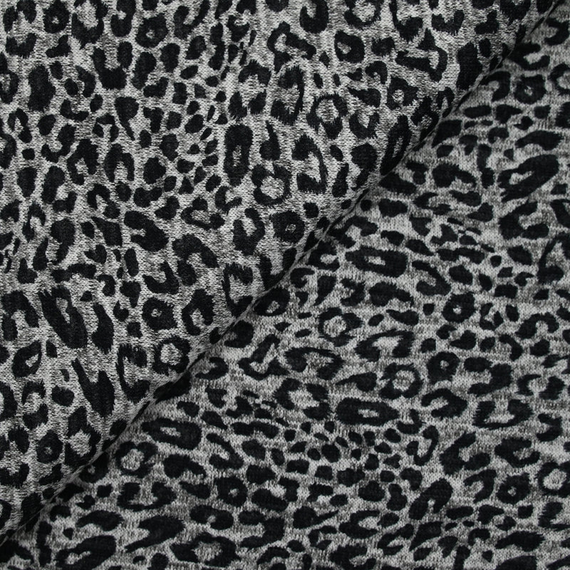 Maille fine polyviscose léopard gris et noir