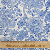 Polycoton imprimé fleurs en arabesque bleu