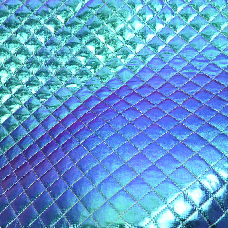Matelassé polyester iridescent