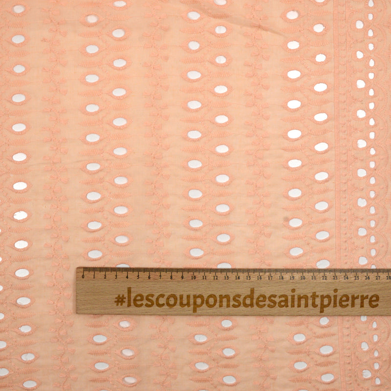 Broderie anglaise Naomie saumon