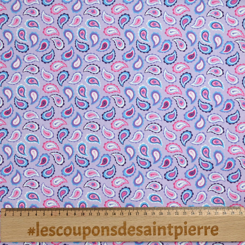 Cashmemre print cotton in purple background