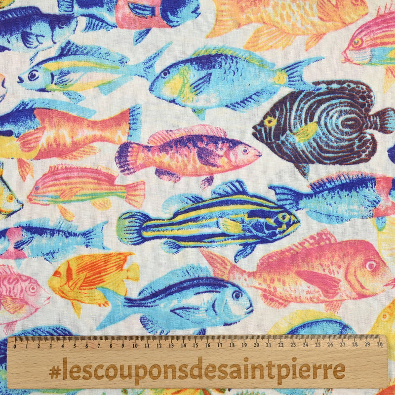 Policoton impreso de pescado multicolor