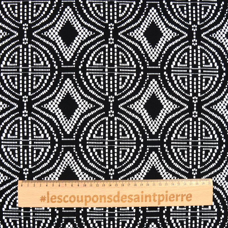 Dentelle polyester festonnée Keya fond noir