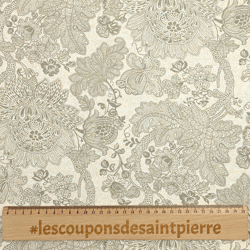 Polycotton printed flowers in gray arabesque