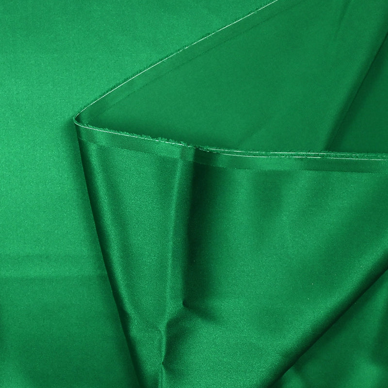 Satin de soie 100% vert impérial