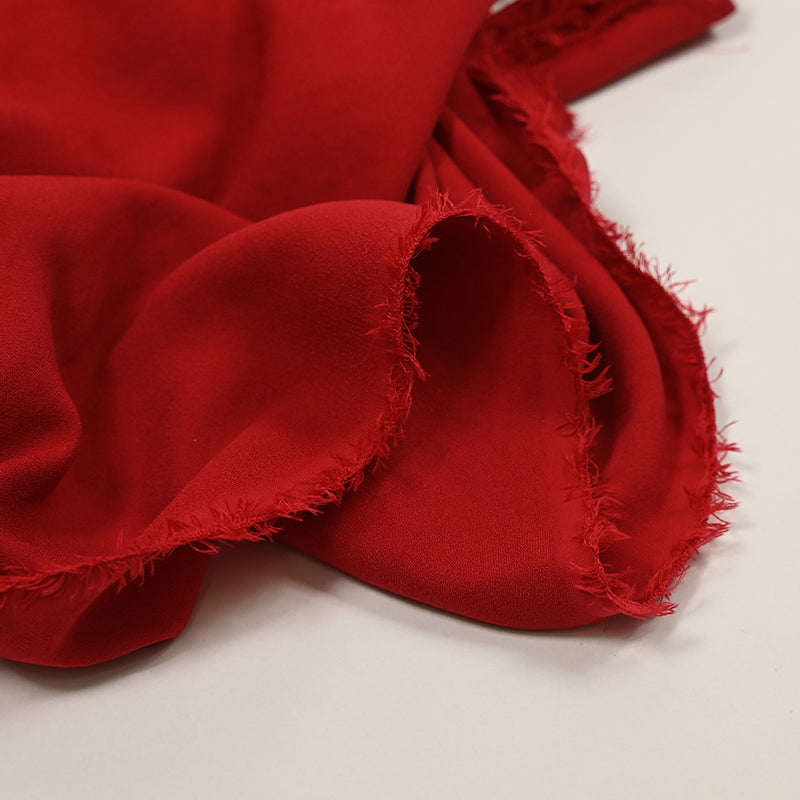 Crêpe de polyester rouge