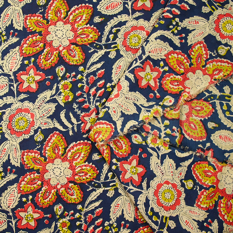 Coton indien imprimé Nandi beige, rouge et jaune fond bleu foncé