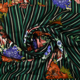 Jersey de viscose imprimé rayé vert et noir avec des fleurs