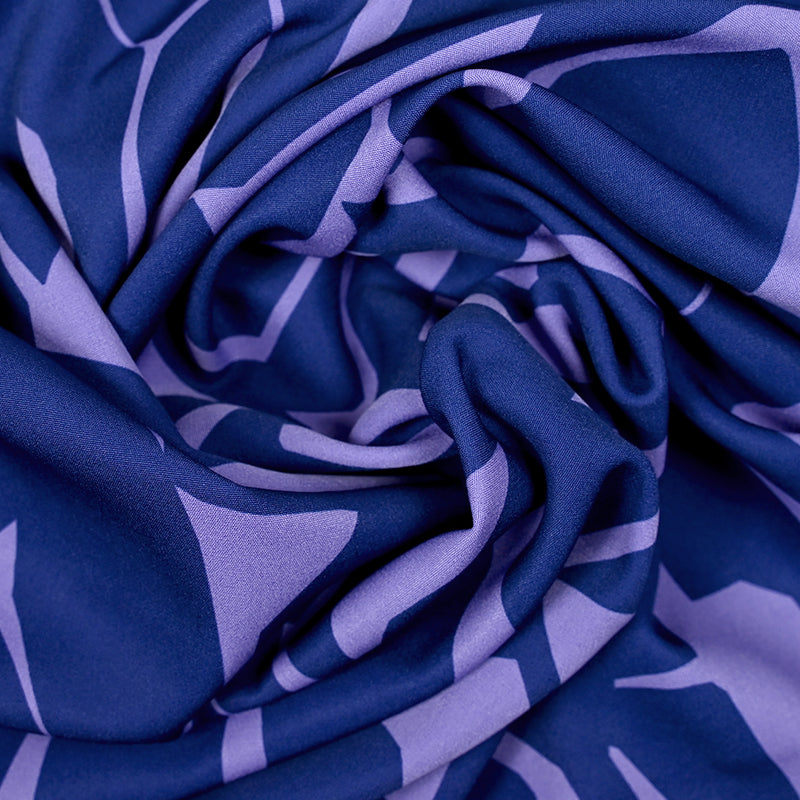Heavy crêpe printed labyrinth parma and marine
