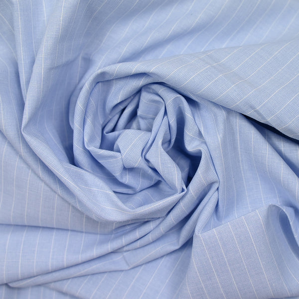 Coton tissé teint rayé bleu clair et blanc
