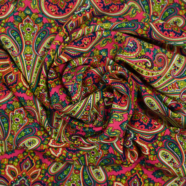 Polyester imprimé cachemire fond rose