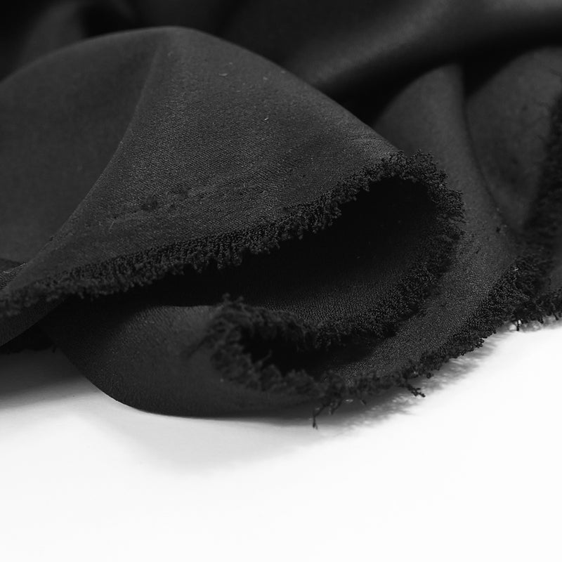 Crêpe de polyester satin noir