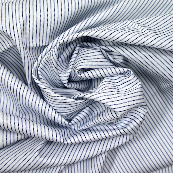 Coton imprimé rayé marine et bleu fond blanc
