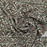 Twill de viscose imprimé tête de tigre vert et rose fond blanc cassé