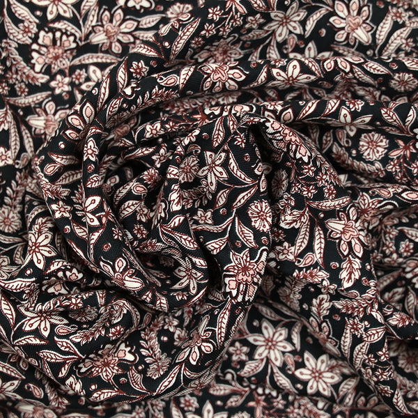 Twill de viscose imprimé floral baroque marron fond noir