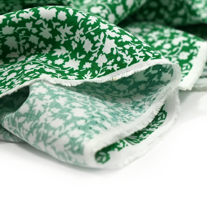 Printed viscose maintaining the mint green mepews
