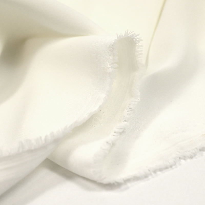 Sergé de polyester blanc cassé