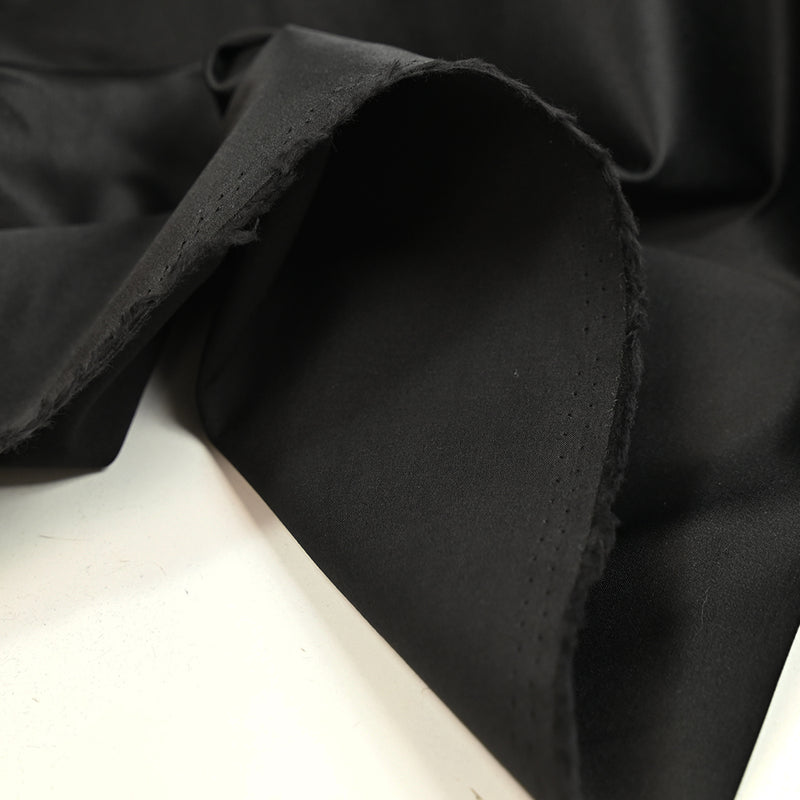 Satin de polycoton noir profond