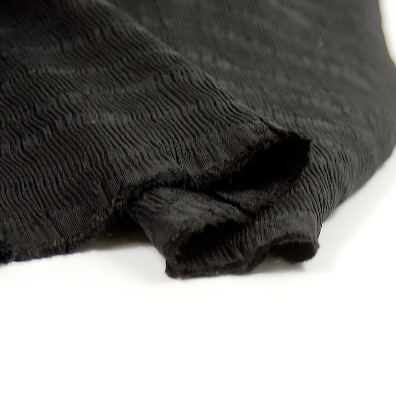 Toile coton jacquard satiné et plissé noir