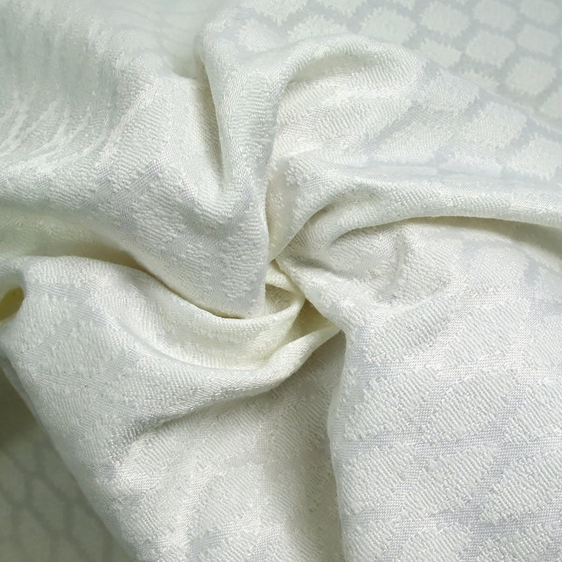 Cotton satin jacquard broken white elastane