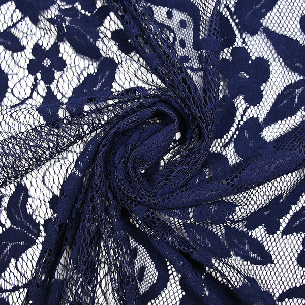 Dentelle polyester brodée sur résille bleu marine
