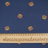 Coton imprimé mini burger fond bleu