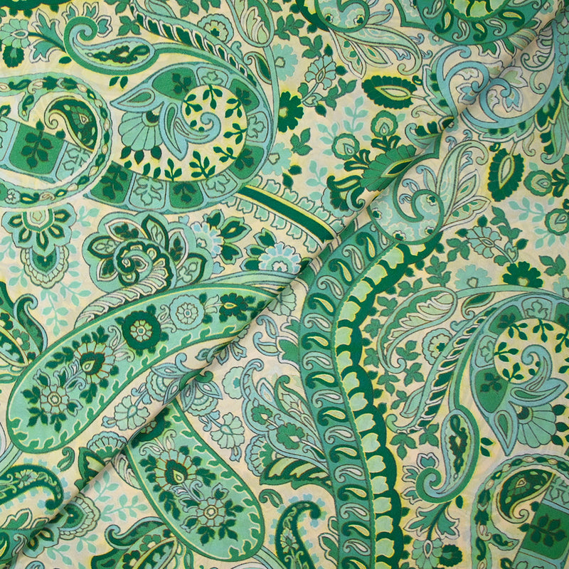 Polyester imprimé cachemire vert fond écru