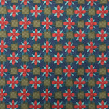 Coton imprimé origami kaki et rouge fond bleu