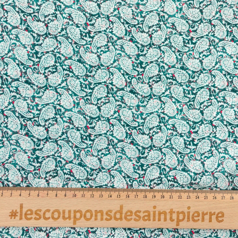 Viscose imprimée cachemire fond vert
