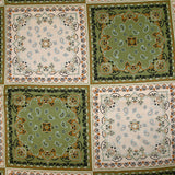 Satén de viscosa estampado paisley en color crudo y caqui cuadrado