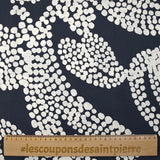 Satin de viscose fin imprimé cachemire de pois fond marine