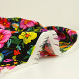 Viscose imprimée fleurs multicolore fond noir
