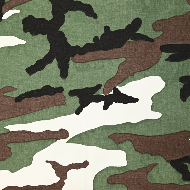 Gabardine de coton imprimée camouflage kaki et marron