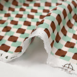 Satin de viscose imprimé carreaux superposés marron et menthe fond écru