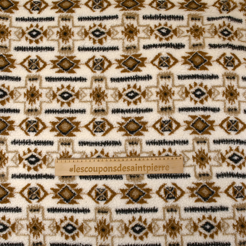 Fausse fourrure sherpa aztèque marron fond blanc cassé