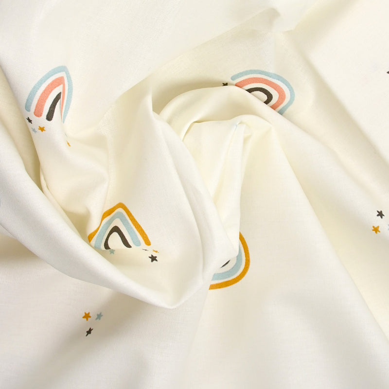 Arc-en-ciel cotton white background