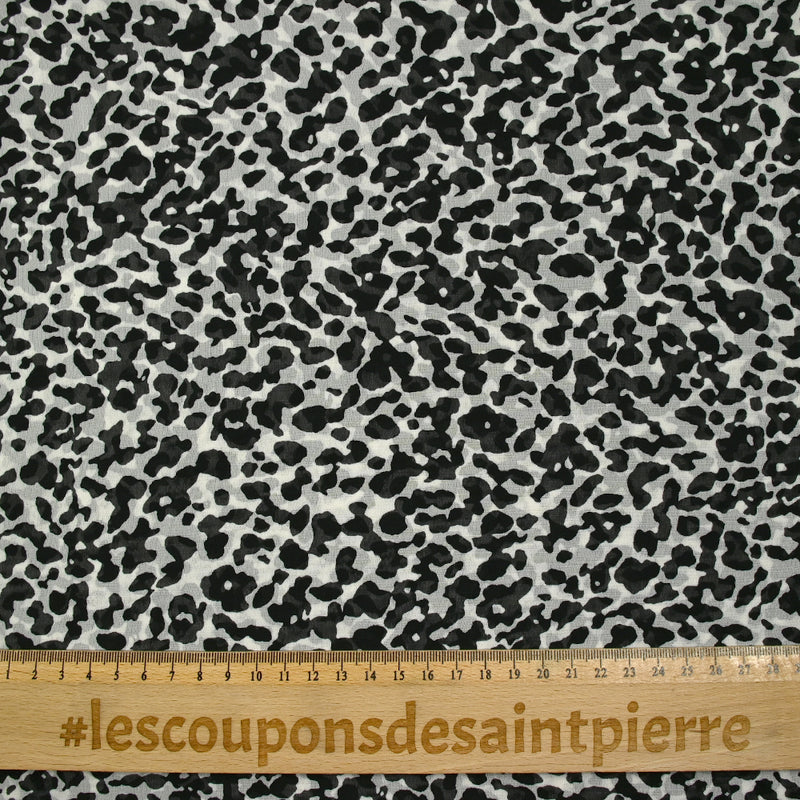 Mousseline imprimée animosité fond blanc