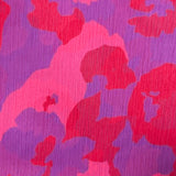 Mousseline polyester imprimée carte rouge et rose fond violet