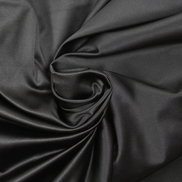 Satin de coton élasthanne noir