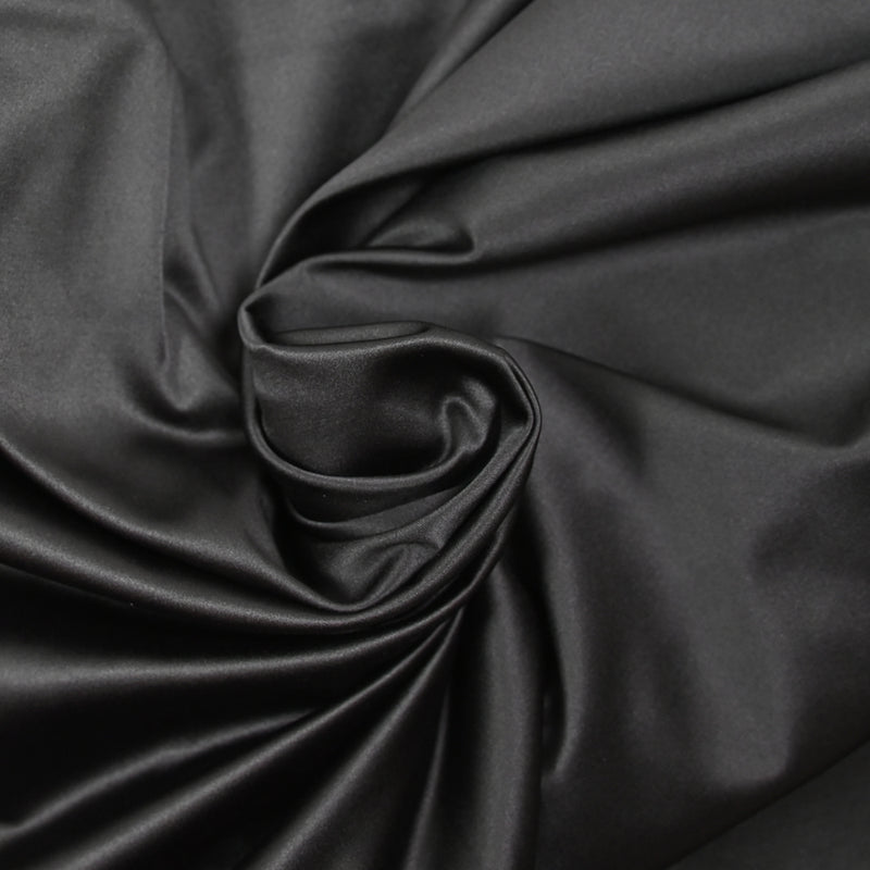 Satin de coton élasthanne noir