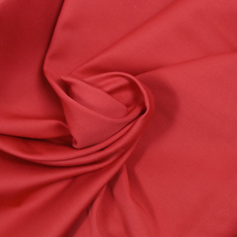 Satin de coton élasthanne rouge