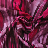 Twill de viscose imprimé cascade en peinture cyclamen