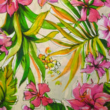 Voile de viscose imprimé Hawaiian hibiscus rose fond ivoire