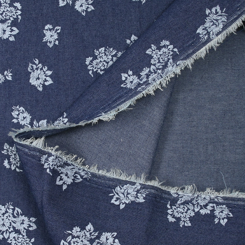 Chambray de coton imprimé fleurs fond bleu foncé