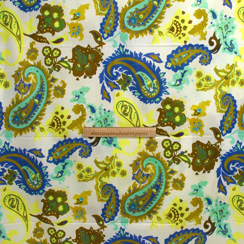 Voile de coton imprimé cachemire jaune fluo et turquoise fond écru